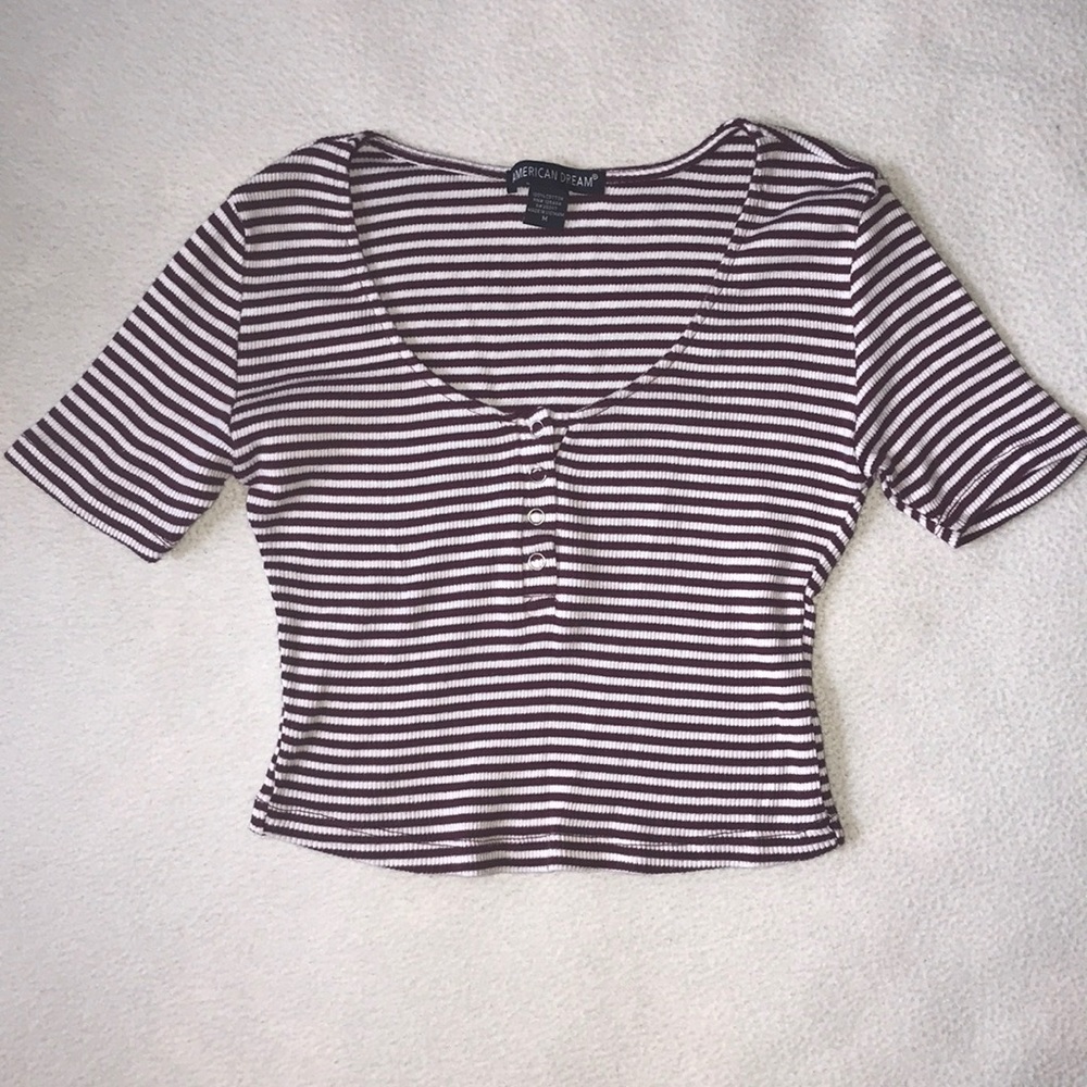 Cropped tee